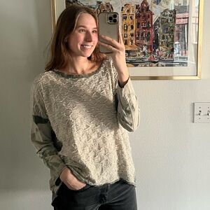 Oversized, boho long sleeved shirt textured, folded in the back, neutral color